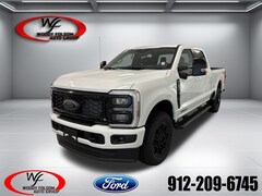 2026 Ford F-250SD Lariat Truck