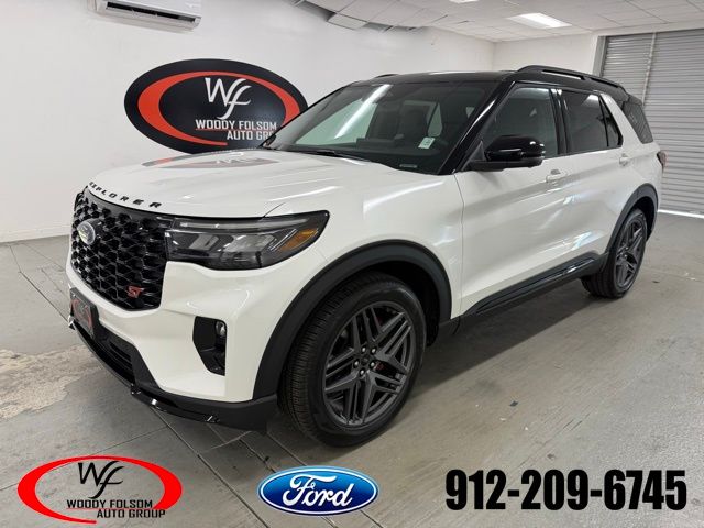 2026 Ford Explorer ST's photo