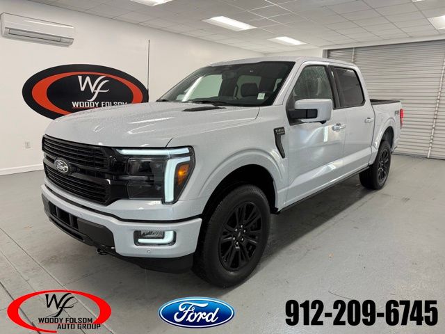 2025 Ford F-150 Platinum's photo