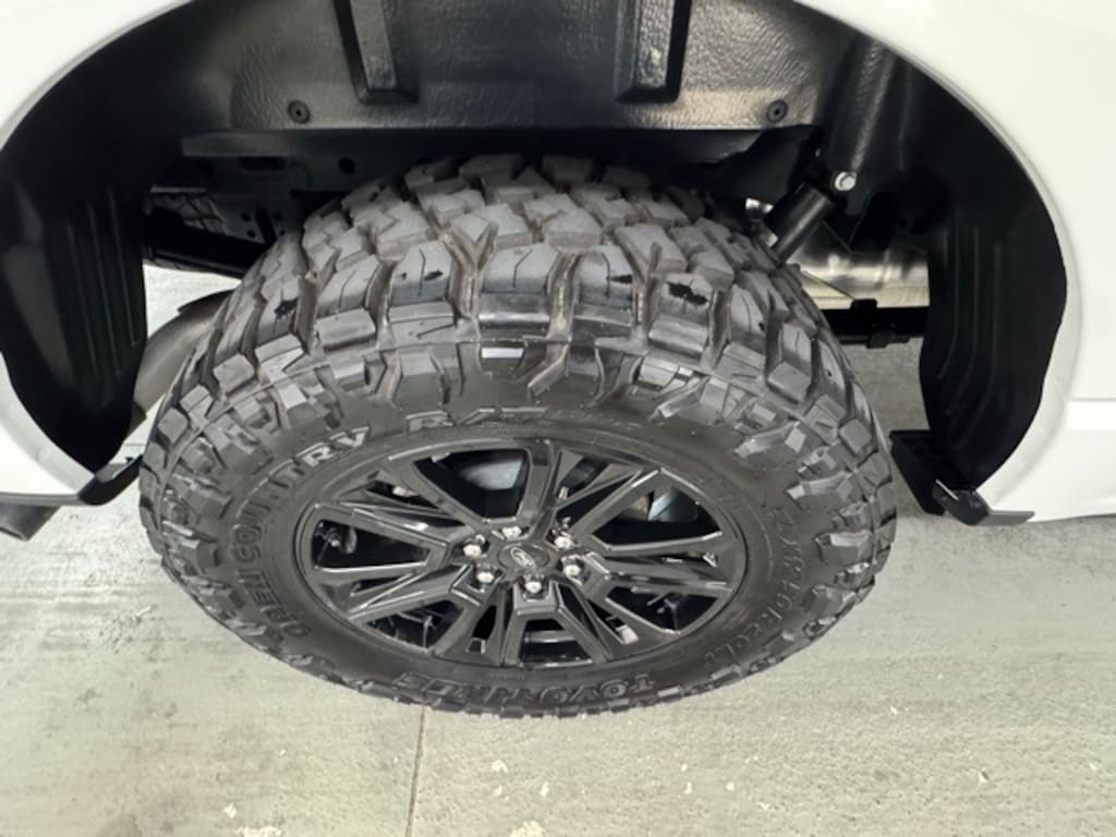 Used 2025 Ford F-150 Platinum Truck