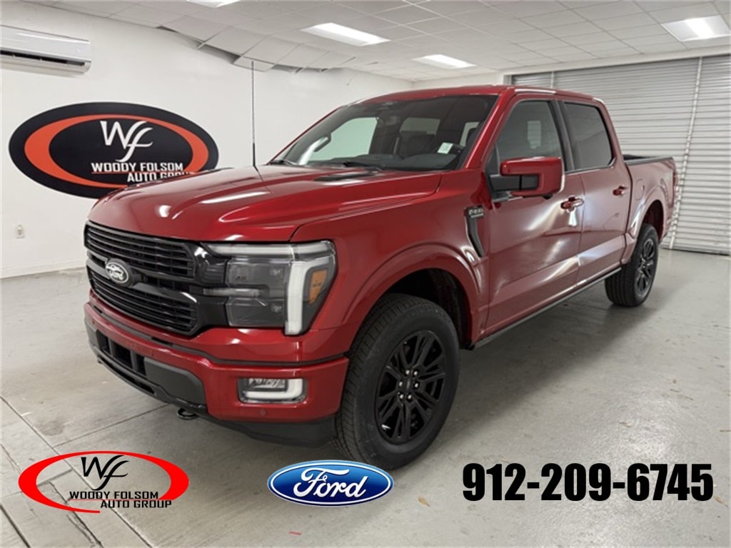 2025 Ford F-150 Platinum's photo