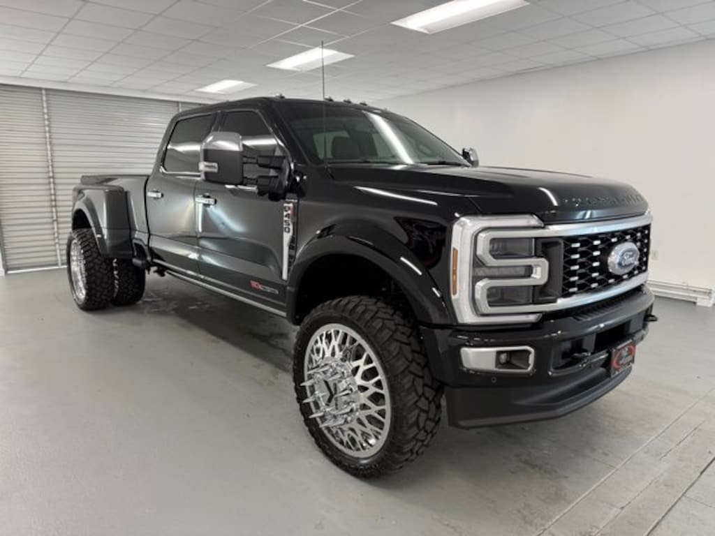 New 2026 Ford F-450SD Platinum Truck