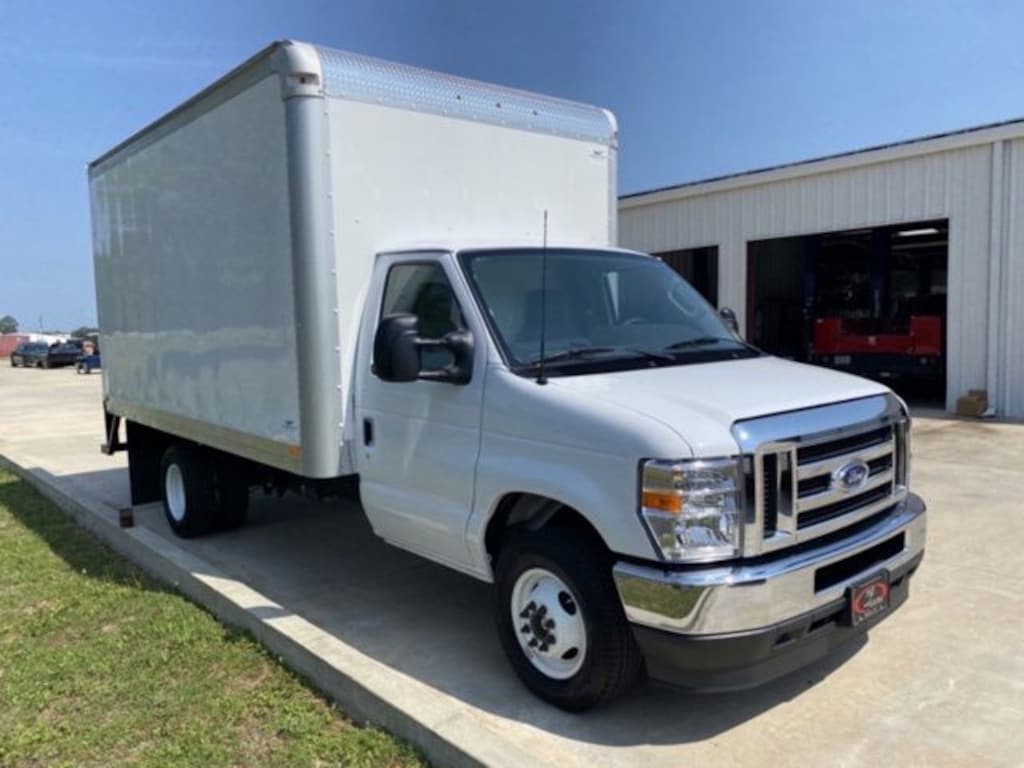 New 2024 Ford E-350SD Base Cab/Chassis