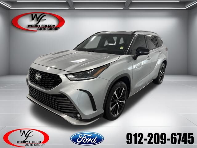 2022 Toyota Highlander XSE