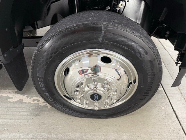 2026 Ford F-450 photo 4