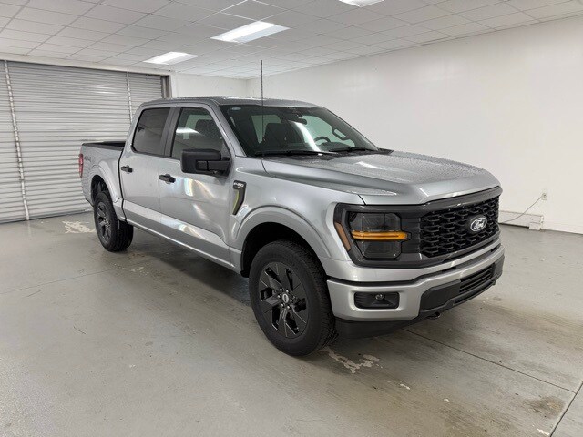 2025 Ford F-150 STX photo 3