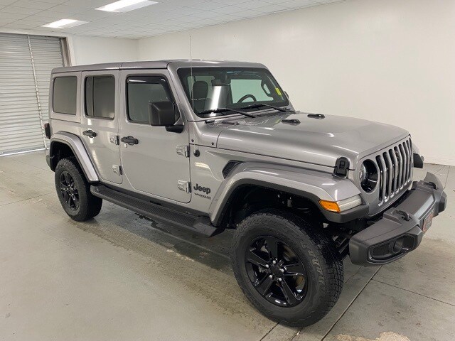 2021 Jeep Wrangler Unlimited Sahara Altitude photo 3