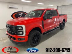 2025 Ford F-250SD Lariat Truck