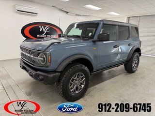 2025 Ford Bronco Badlands SUV