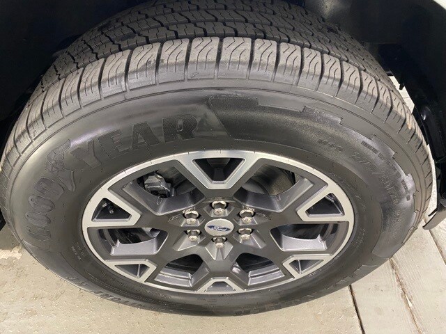 2025 Ford F-150 STX photo 4