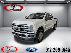 2026 Ford F-250SD Lariat Truck