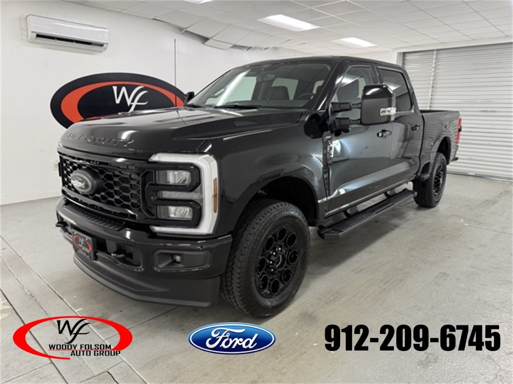 2026 Ford F-350 Super Duty Lariat's photo