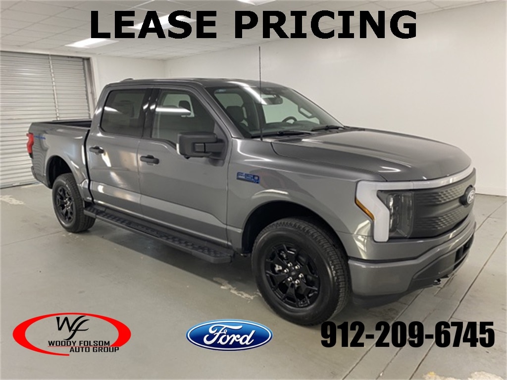 New 2025 Ford F-150 Lightning XLT Truck