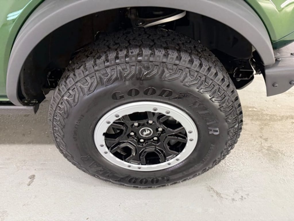 New 2025 Ford Bronco Badlands SUV