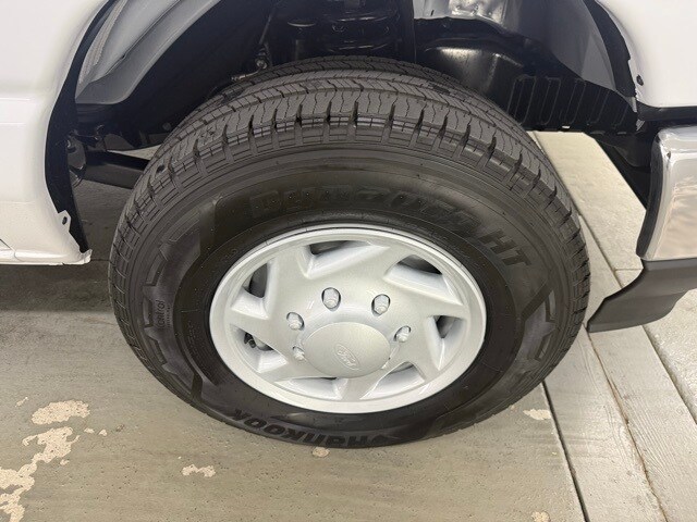 2026 Ford E-350 Base photo 3