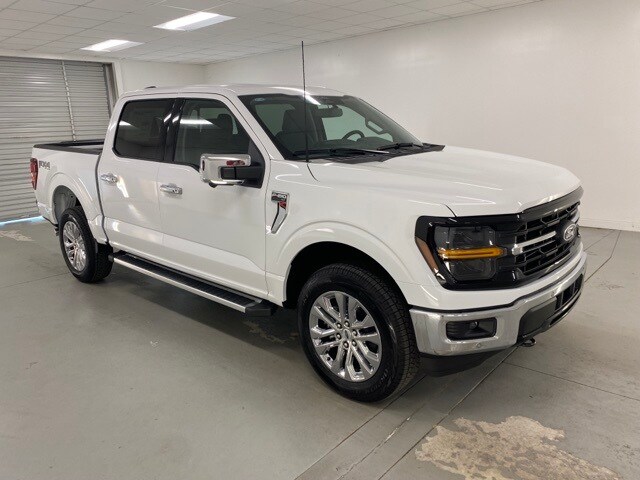 2025 Ford F-150 XLT photo 3