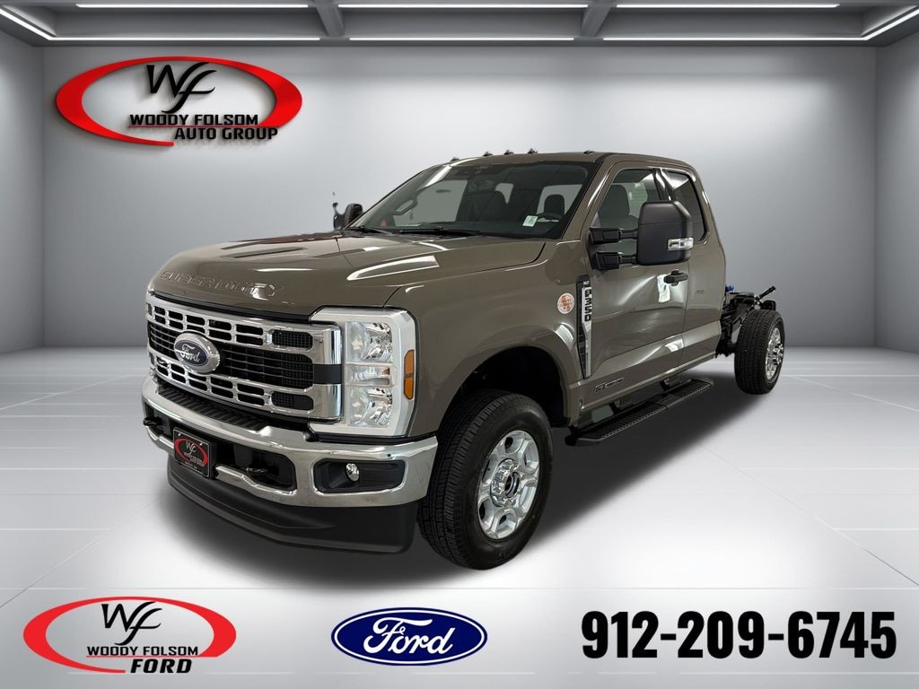 New 2026 Ford F-350SD XLT Chassis
