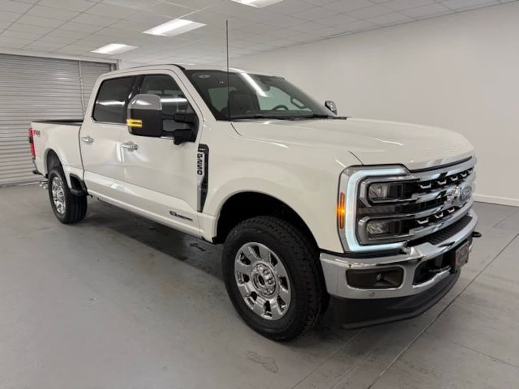 New 2026 Ford F-250SD Lariat Truck