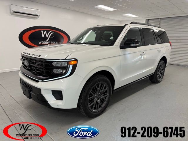 2025 Ford Expedition Platinum's photo