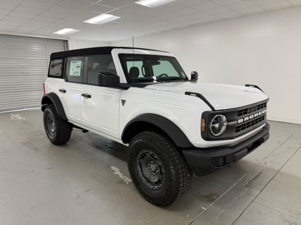 New 2025 Ford Bronco Base SUV