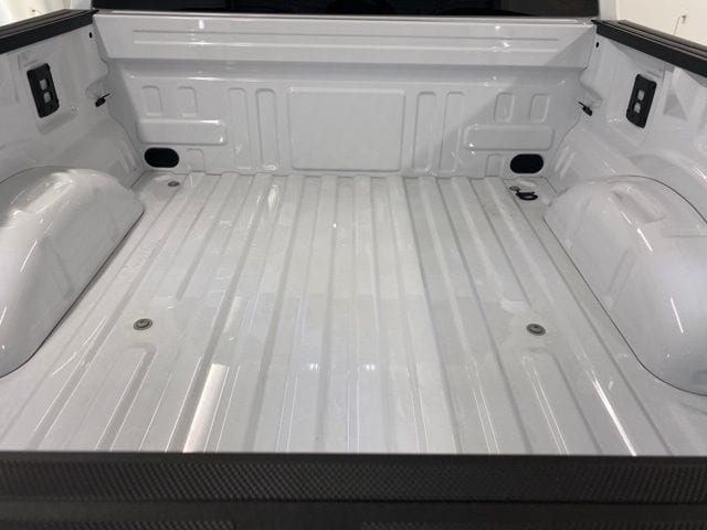 2025 Ford F-150 XLT - Photo 9