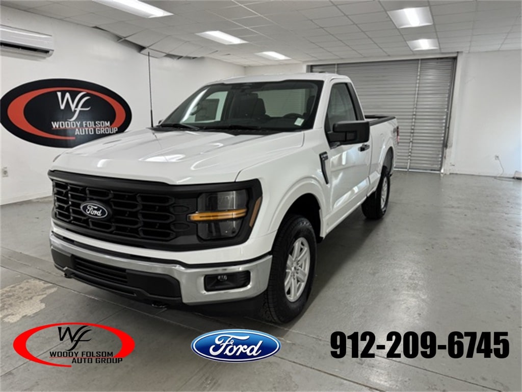 2025 Ford F-150 XL's photo