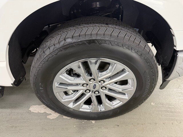 2025 Ford F-150 Lariat photo 4