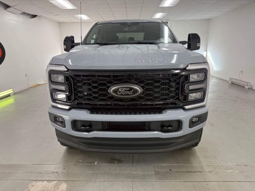 New 2026 Ford F-250SD Lariat Truck