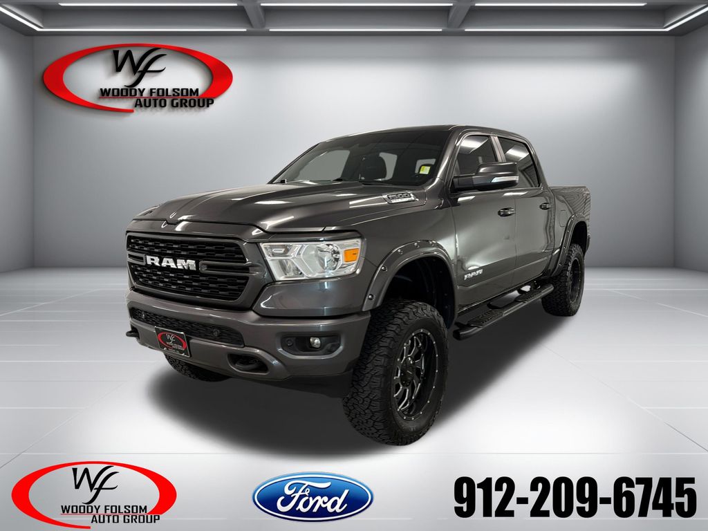 2022 RAM 1500 Big Horn/Lone Star 4x4 Crew Cab 5'7's photo