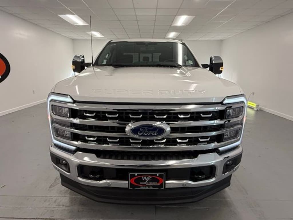 New 2026 Ford F-250SD Lariat Truck