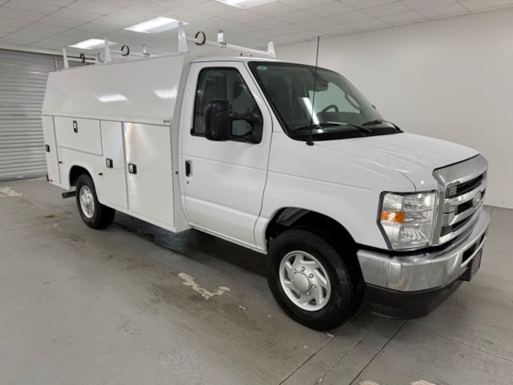 New 2026 Ford E-350SD Base Cab/Chassis