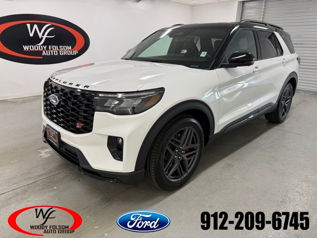 2025 Ford Explorer ST's photo
