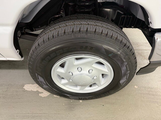 2026 Ford E-350 Base photo 3