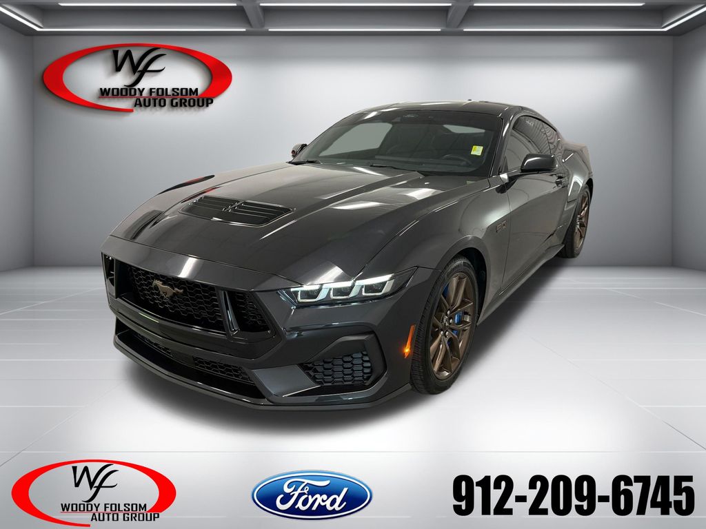 2024 Ford Mustang Coupe 