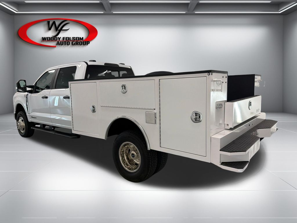 2026 Ford F-350 Super Duty Chassis Cab XL - Photo 8