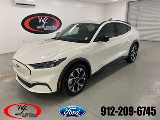 2025 Ford Mustang Mach-E Select SUV