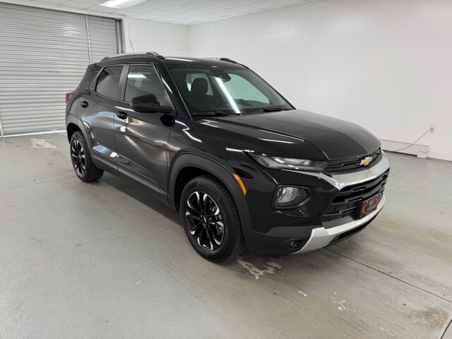 2023 Chevrolet Trailblazer LT photo 3