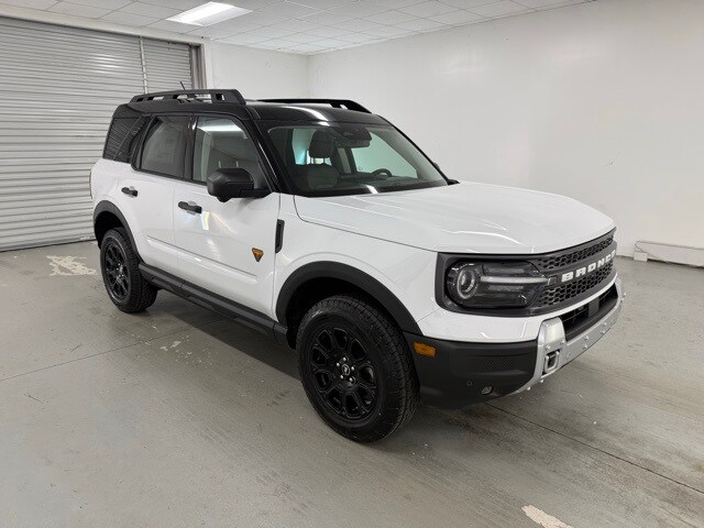 2025 Ford Bronco Sport Badlands photo 2