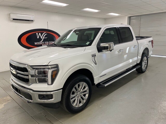 2025 Ford F-150 Lariat photo 2