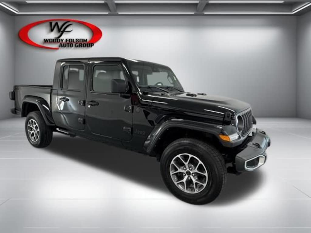 Used 2024 Jeep Gladiator Sport Truck