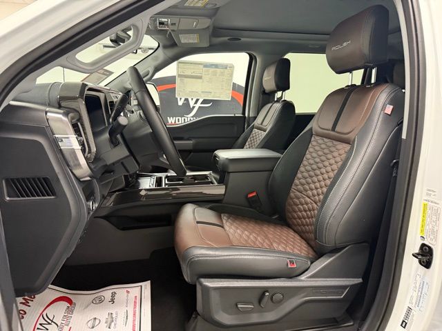2025 Ford F-250 Super Duty Lariat - Photo 13