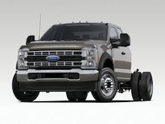 2023 Ford F-450SD Lariat Chassis