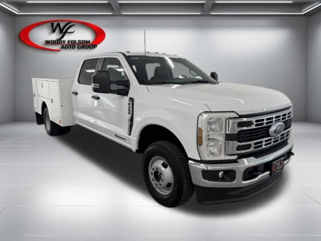 New 2026 Ford F-350SD XL Chassis