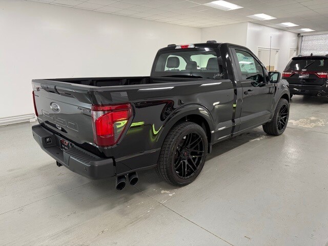 2025 Ford F-150 XL photo 2