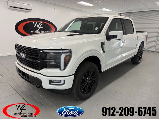 2025 Ford F-150 Platinum's photo