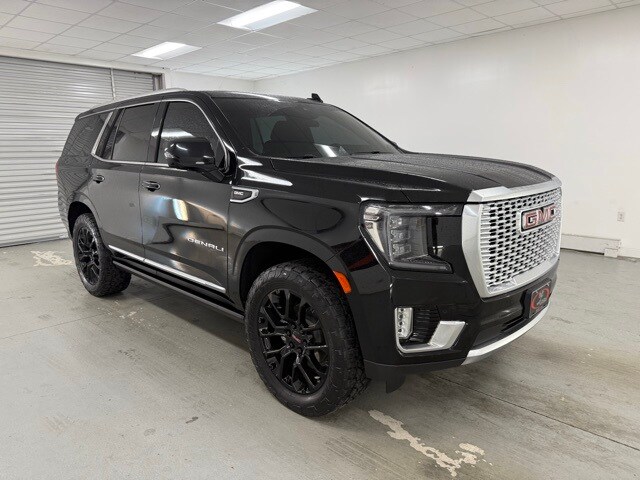 2023 Gmc Yukon Denali photo 3