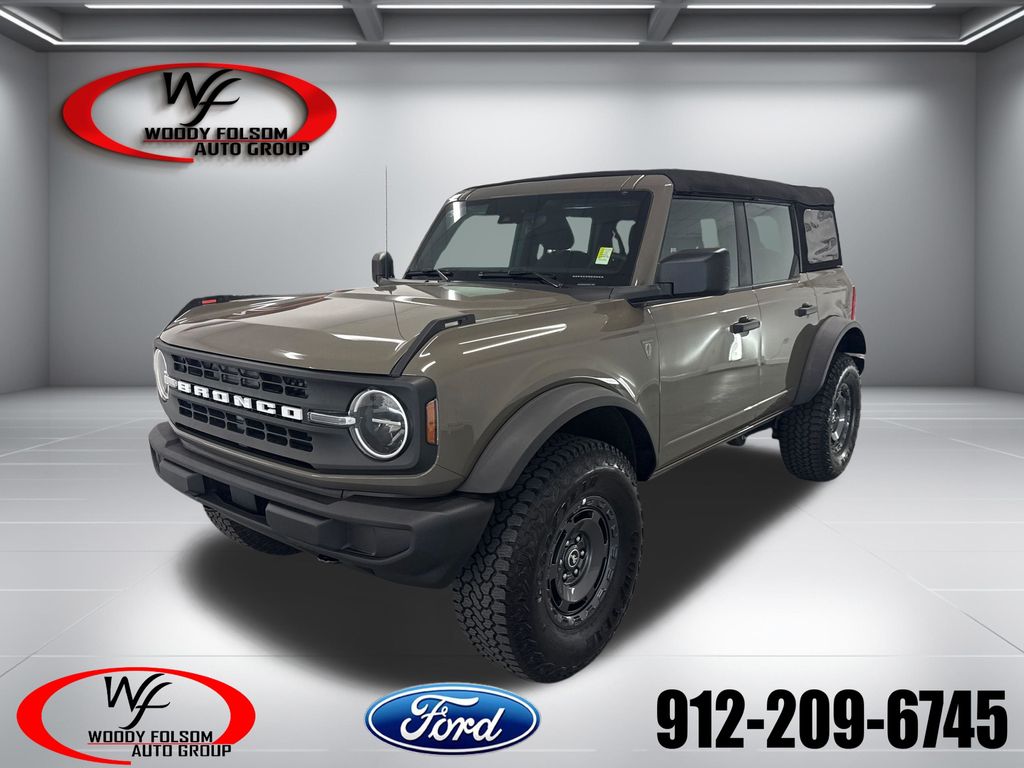 2025 Ford Bronco Base 4x4's photo