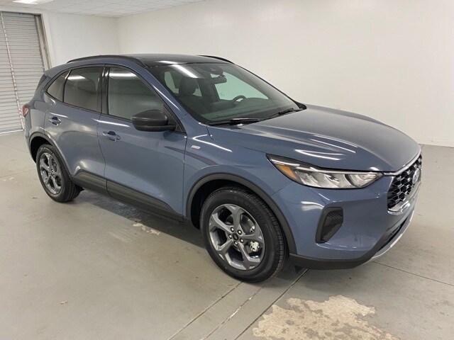 2025 Ford Escape ST-Line photo 3