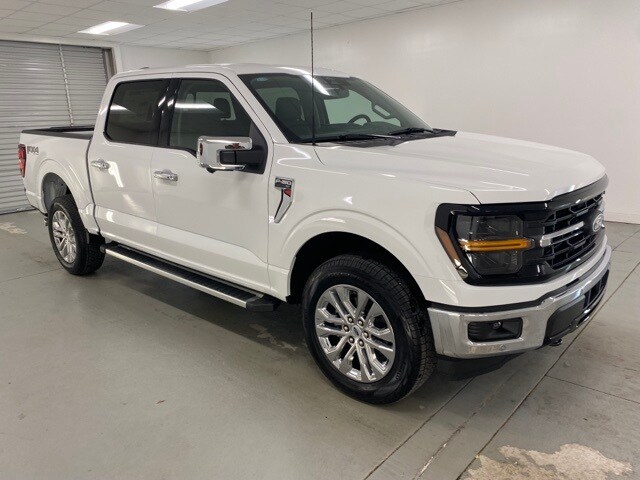 2025 Ford F-150 XLT photo 3