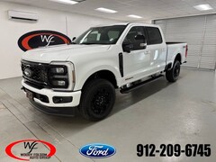 2025 Ford F-250SD Lariat Truck